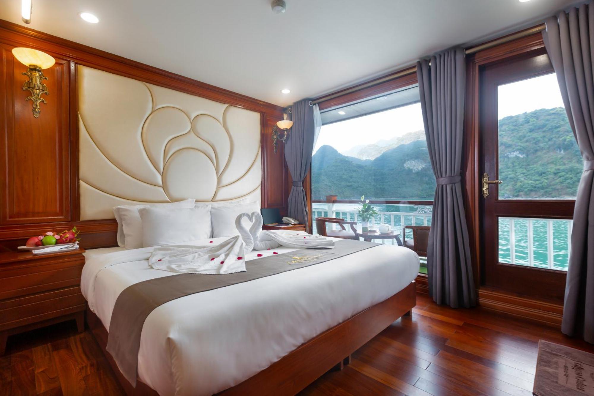 Le Journey Elegance Cruise Hotel Hạ Long-öböl Kültér fotó