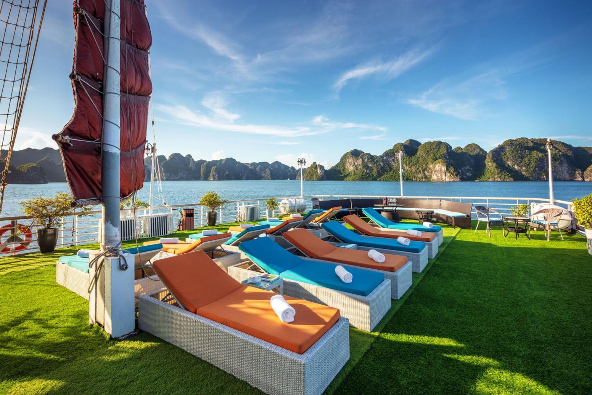 Le Journey Elegance Cruise Hotel Hạ Long-öböl Kültér fotó