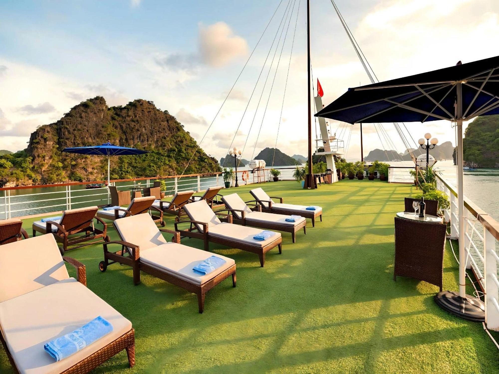 Le Journey Elegance Cruise Hotel Hạ Long-öböl Kültér fotó