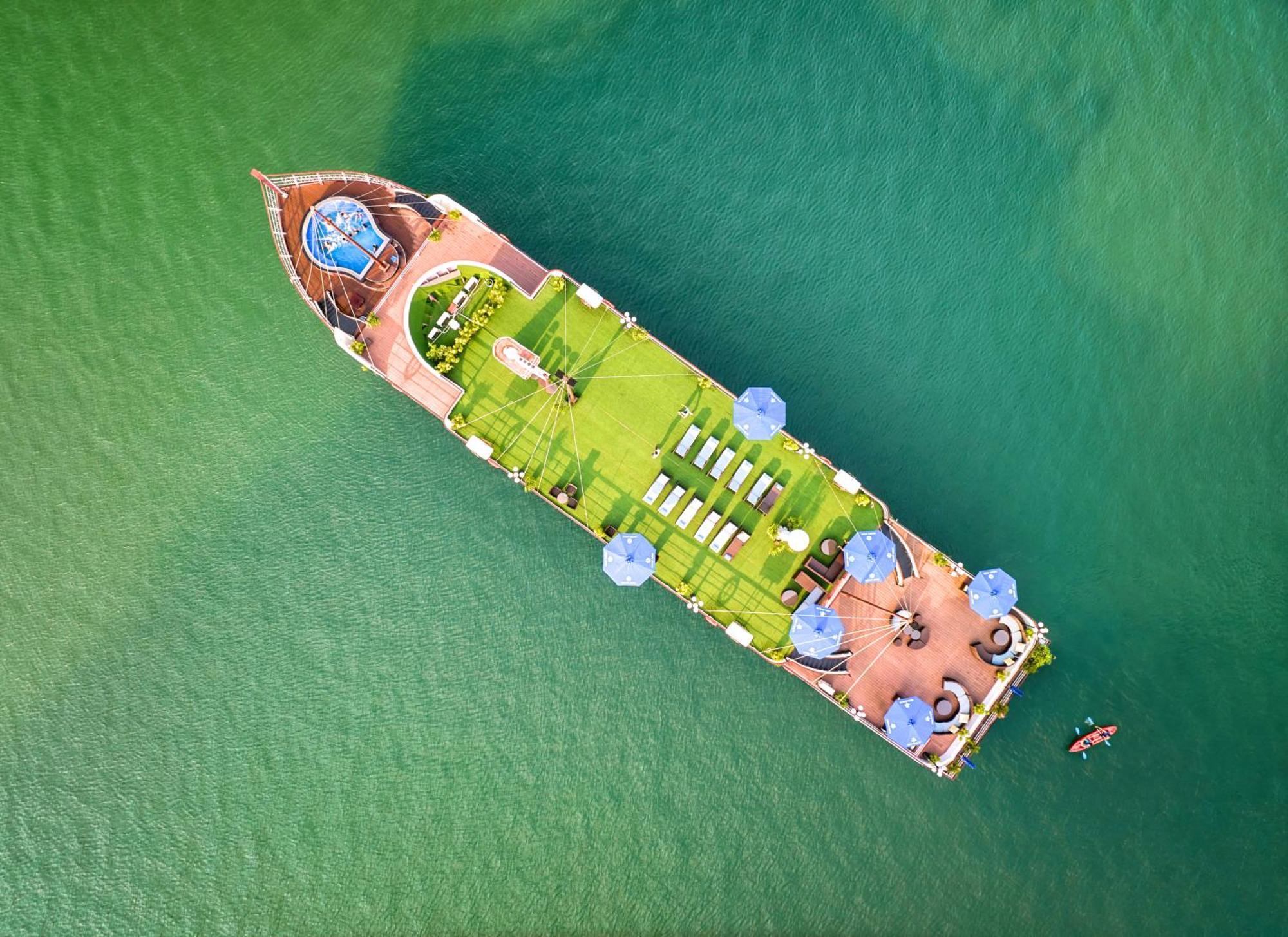 Le Journey Elegance Cruise Hotel Hạ Long-öböl Kültér fotó